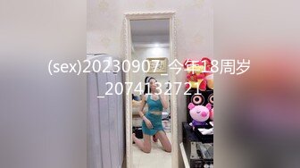 歌厅探花KTV唱歌 点了两个美女玩4P淫乱大战  一人一个同时进行