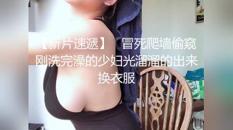 上海网黄夫妻【A先生.西小姐】戴母狗证的绿帽娇妻与单男5P留影和网黄小海带还有联动