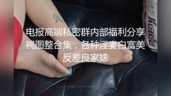 不管做什么都看着镜头的女主