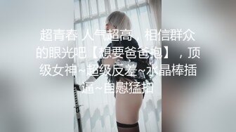 治愈笑容，五官小巧，萝莉宝藏女孩，怎么有那么甜的正点女孩