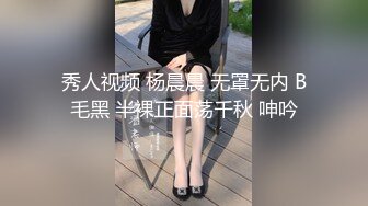 老婆脚受伤了，骚逼依然想被干，请大家多评论，老婆会看