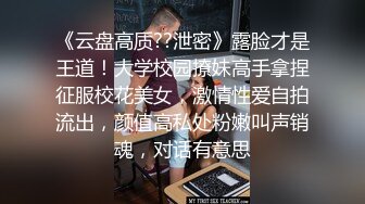  蓝色包臀裙性感妹子啪啪，肥美的屁股好会扭啊