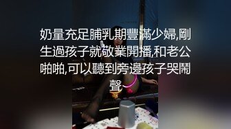 那个跳拉丁舞的美少妇全程露脸应狼友要求裸体来一段性感舞蹈，掰开骚穴看特写