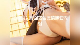 【新片速遞】  漂亮美眉3P 身材娇小苗条 小娇乳小粉鲍 菊花插肛塞屎都憋出来了 边拉屎边吃鸡 被两哥们连续输出 小穴操红了